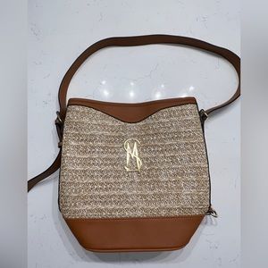 Steve Madden Purse, only used a few times. Like brand new